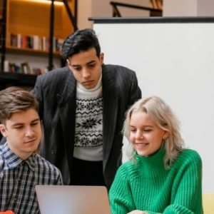 IGCSE School Belgium | Cambridge Grades 9–10 | OWL Academy